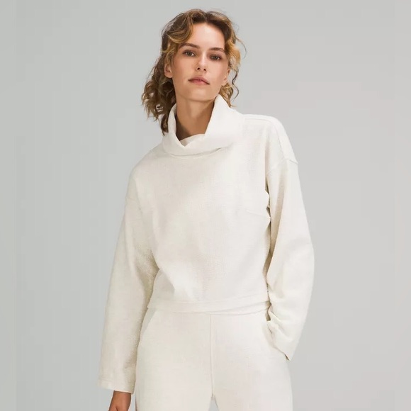 lululemon athletica Tops - LULULEMON Ribbed Funnel Neck Pullover